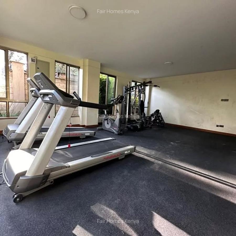 3 Bed Apartment with En Suite at Othaya Road - 16