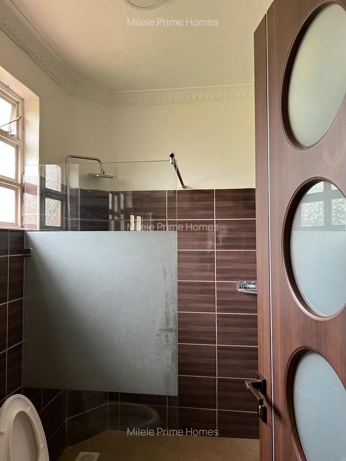 5 Bed Villa with En Suite at Karen - 16
