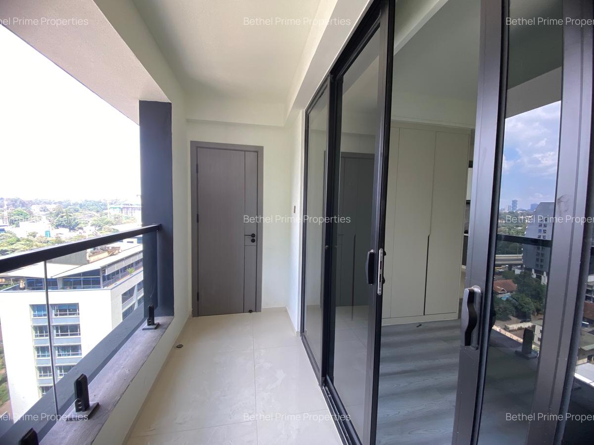 1 Bed Apartment with En Suite in Westlands Area - 6