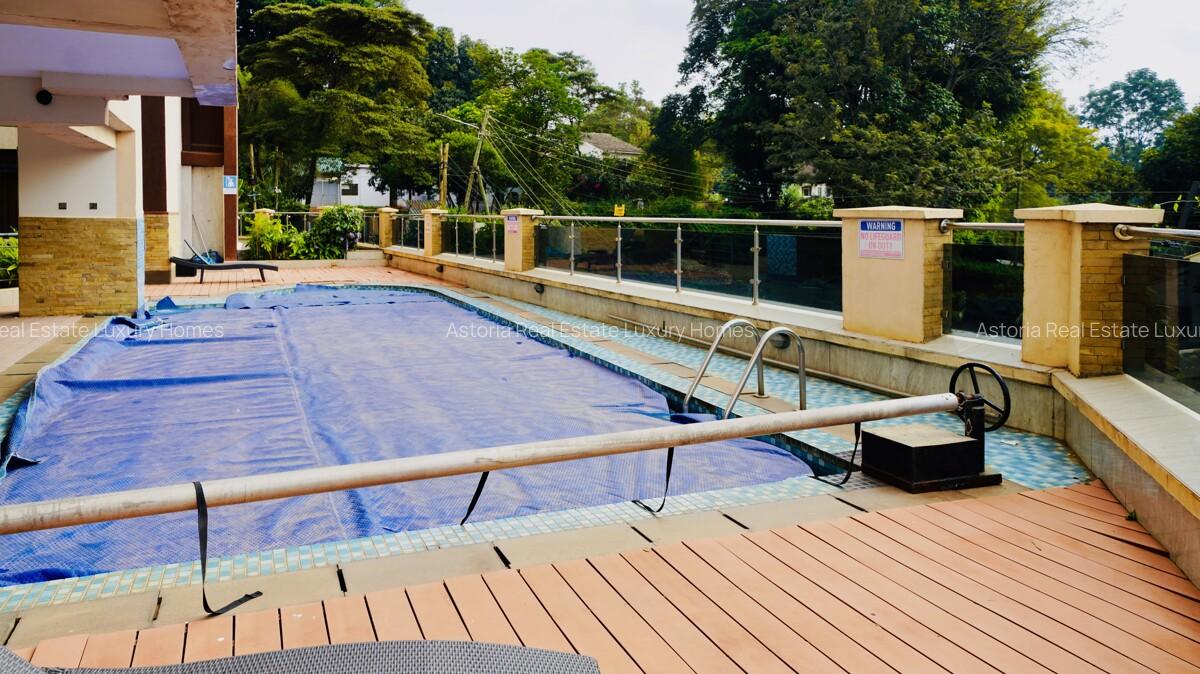 4 Bed Apartment with En Suite at 2026-535 - 15