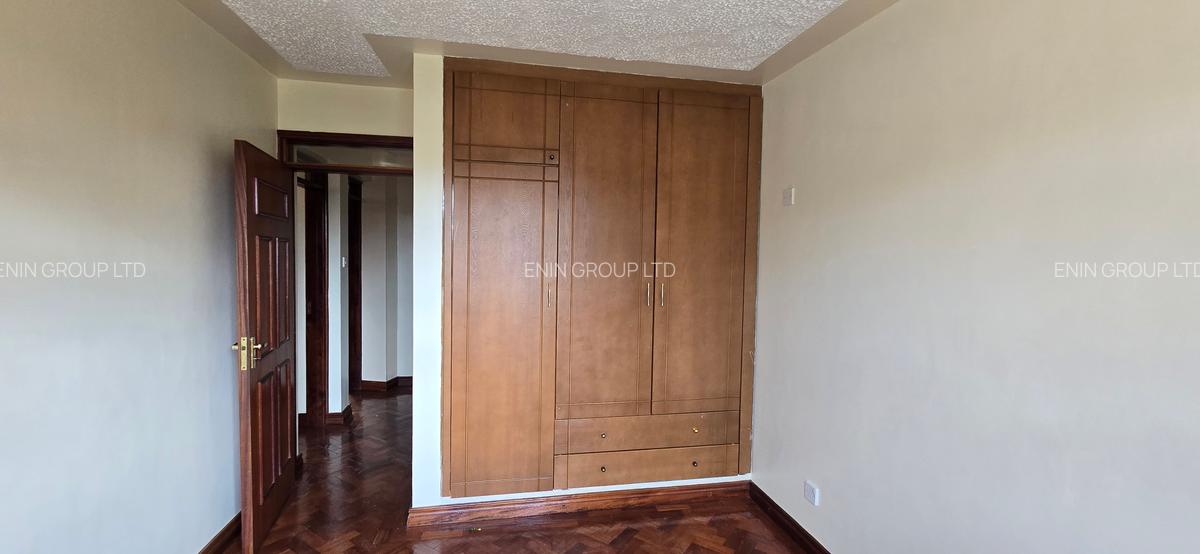4 Bed Apartment with En Suite in Lavington - 6