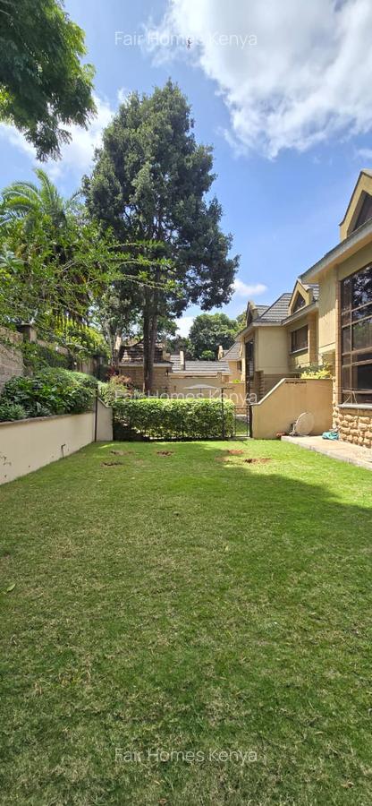 5 Bed Townhouse with En Suite at Convent Drive - 2