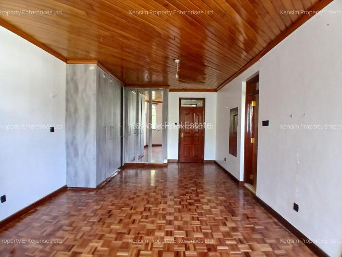 4 Bed Townhouse with En Suite in Lavington - 5