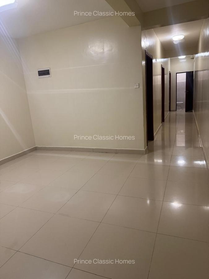2 Bed Apartment with En Suite in Lavington - 5