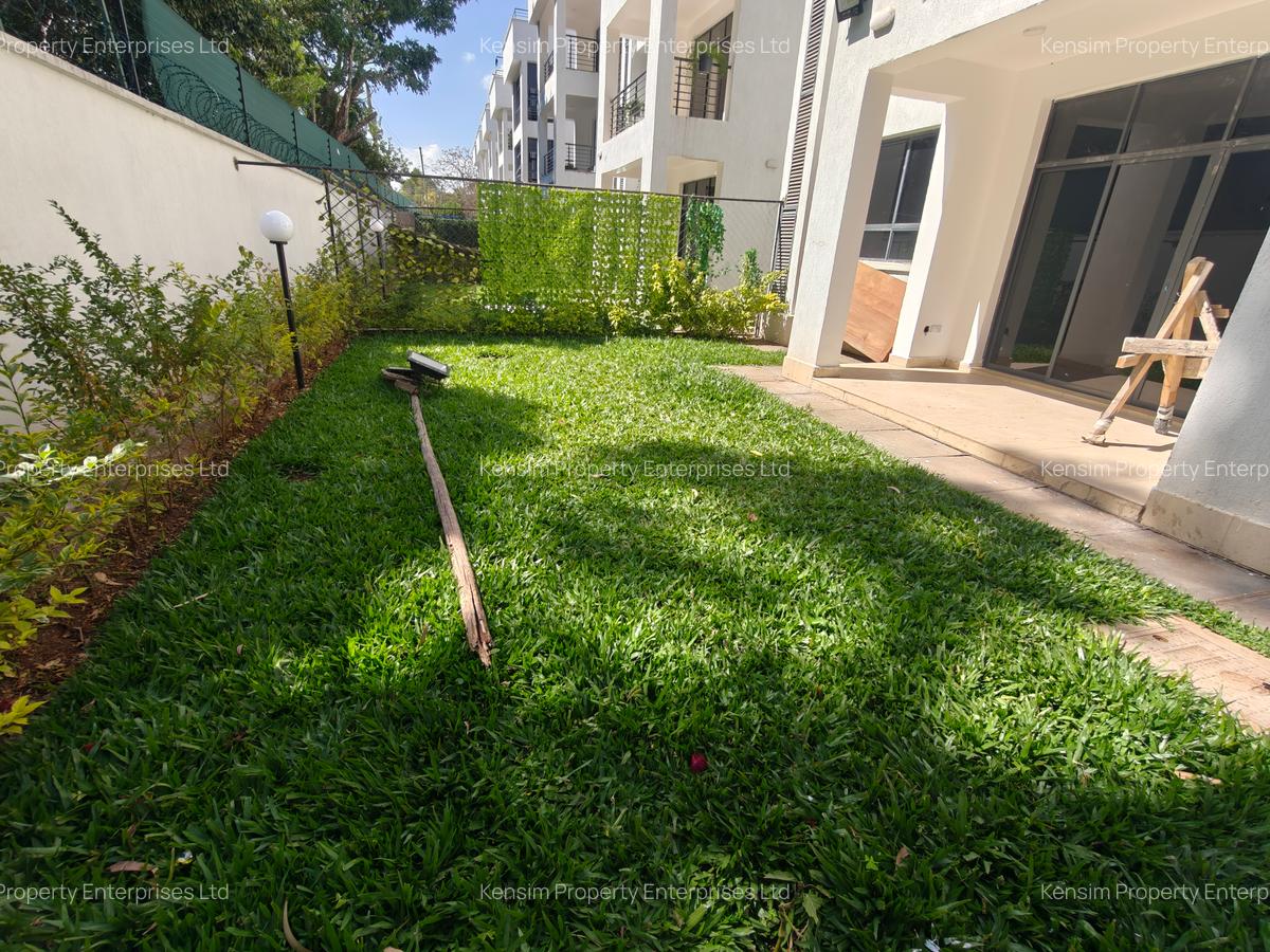 4 Bed Townhouse with En Suite in Lavington - 7