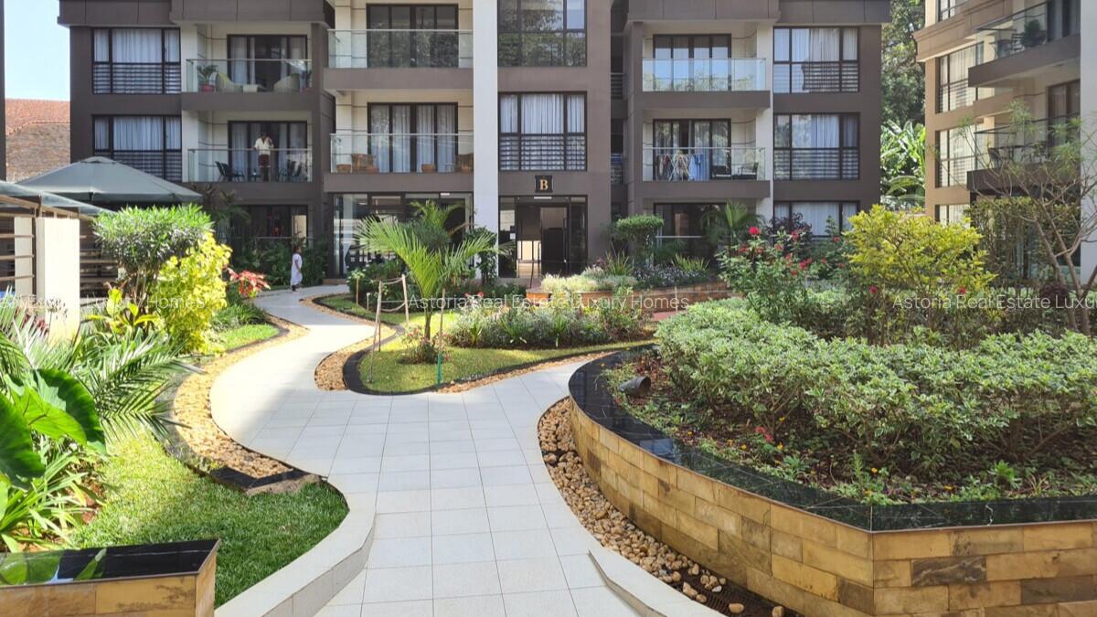 3 Bed Apartment with En Suite at 2026-384 - 6