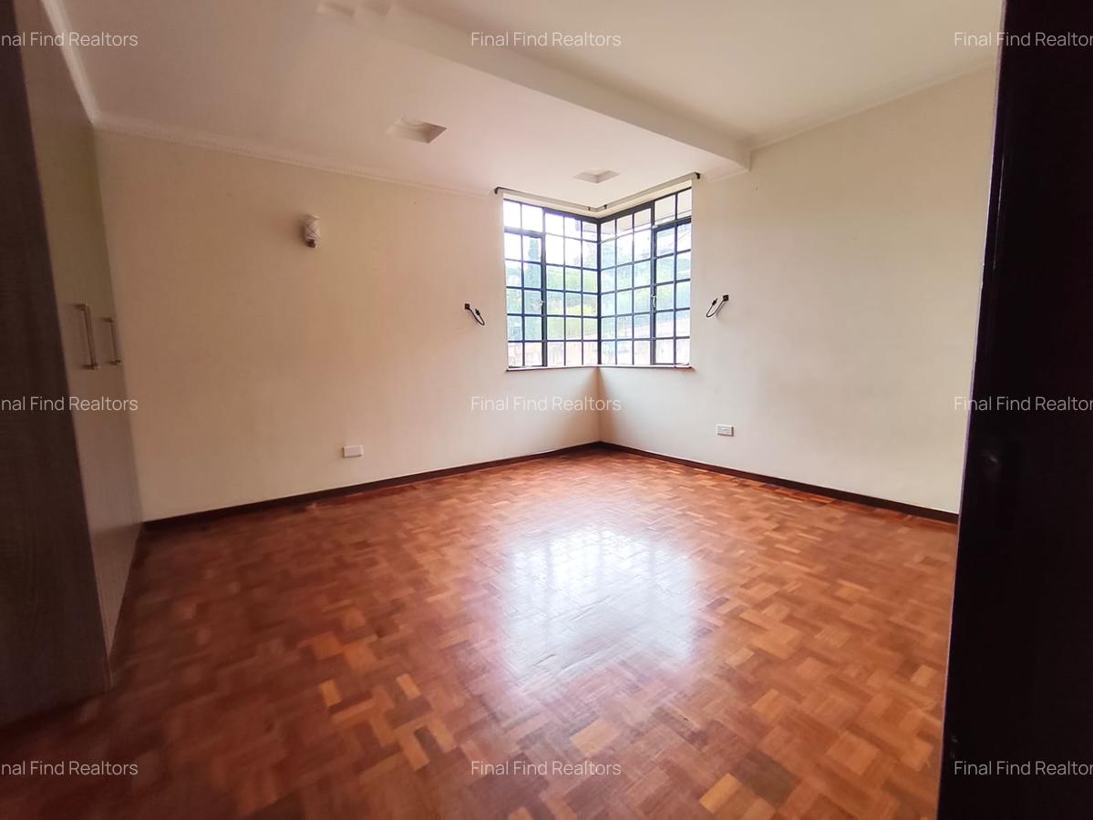5 Bed Townhouse with Backup Generator in Kitisuru - 19