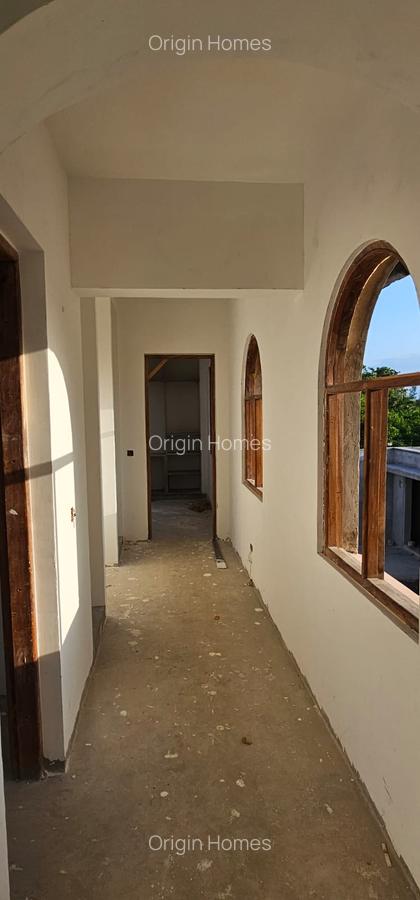 3 Bed Townhouse with En Suite at Diani - 11