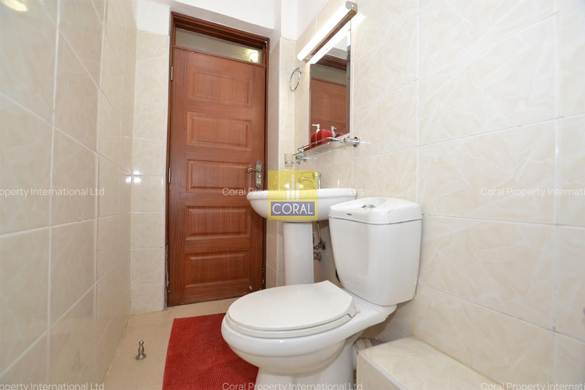 3 Bed Apartment with Backup Generator in Madaraka - 9