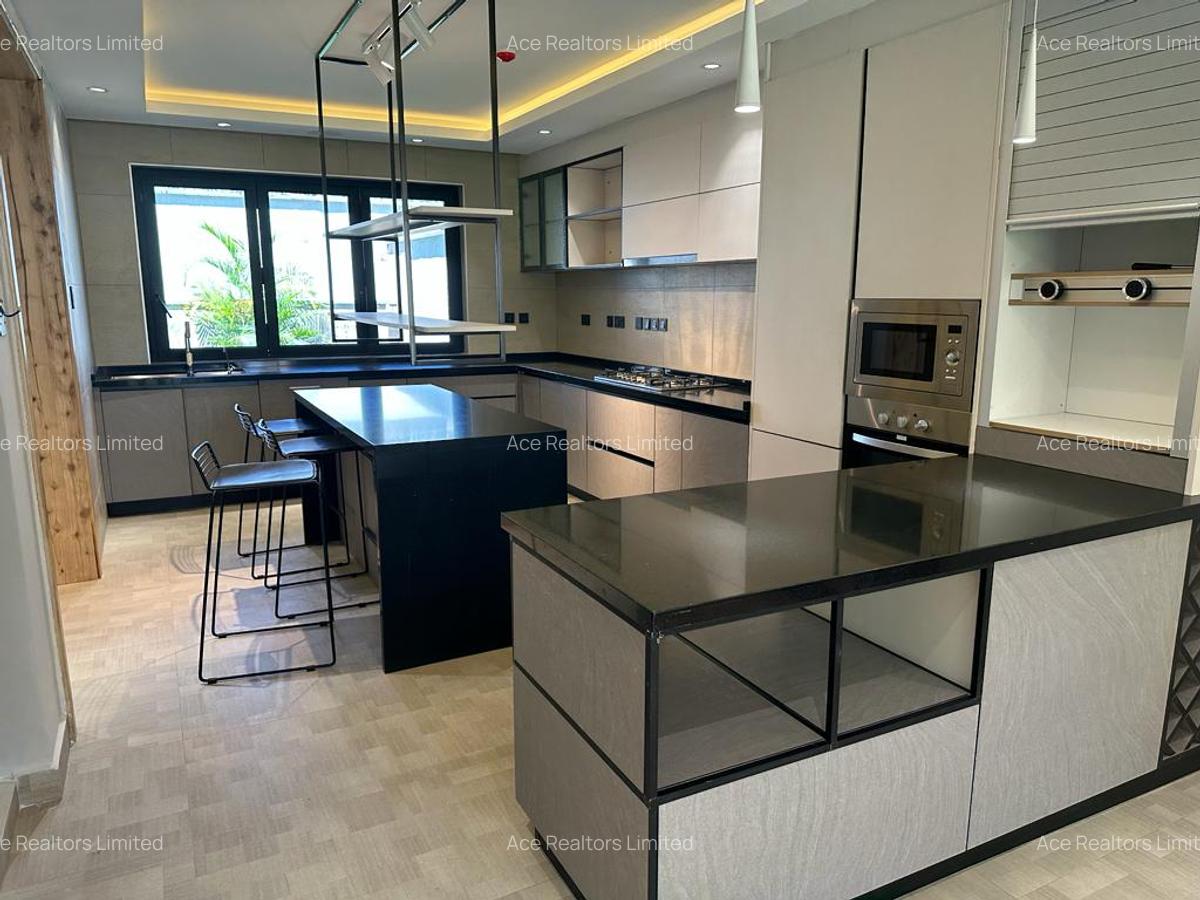 4 Bed Townhouse with En Suite at Jacaranda Avenue - 11