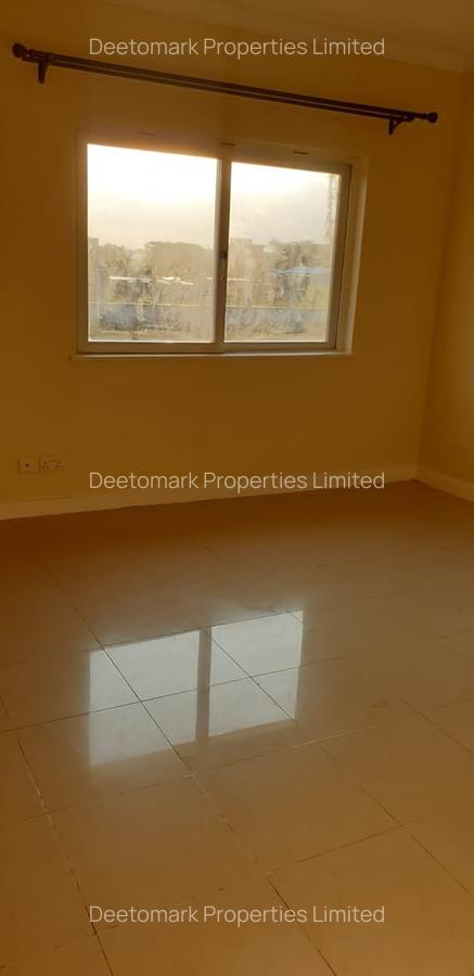 4 Bed Townhouse with En Suite at Langata - 16