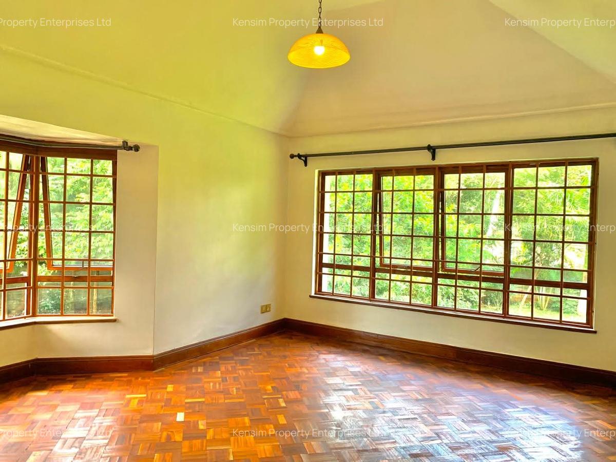 5 Bed Townhouse with En Suite in Runda - 2