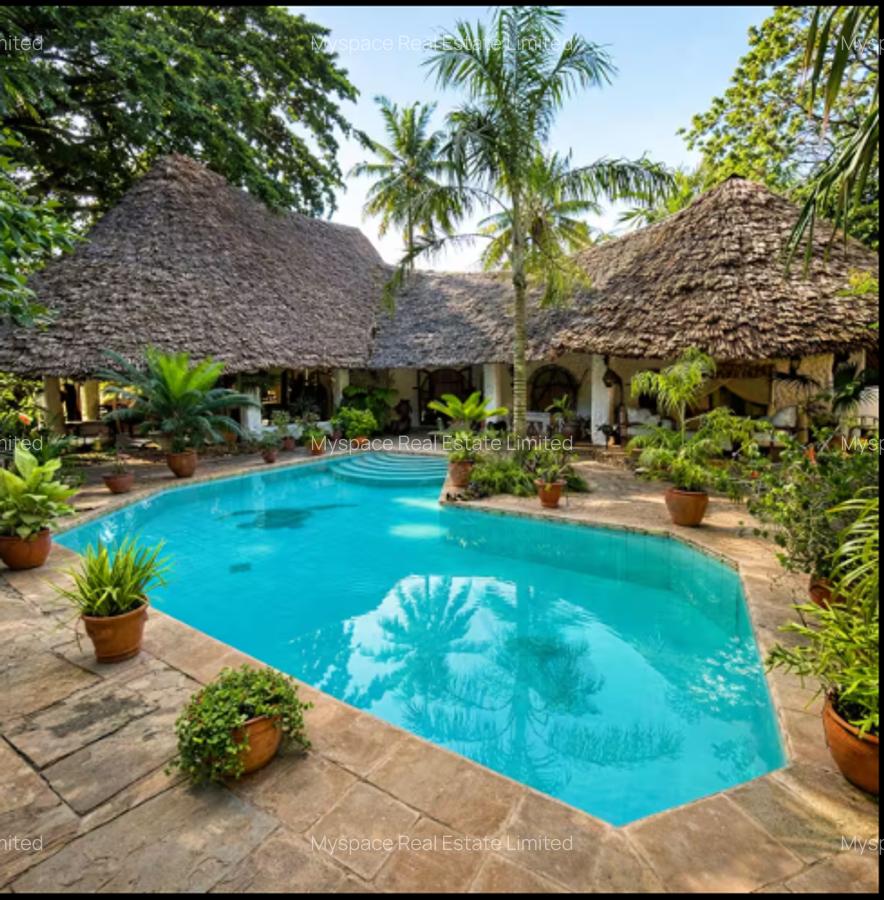 3 Bed Villa with Swimming Pool in Mtwapa - 13