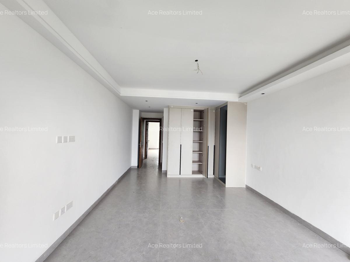 2 Bed Apartment with En Suite at Westlands - 11
