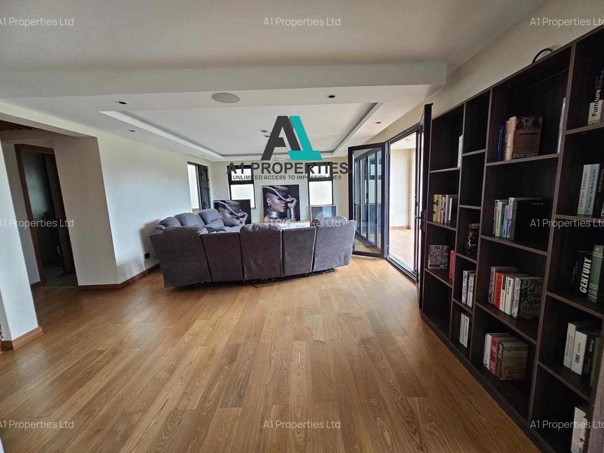 4 Bed Townhouse with En Suite in Lavington - 5