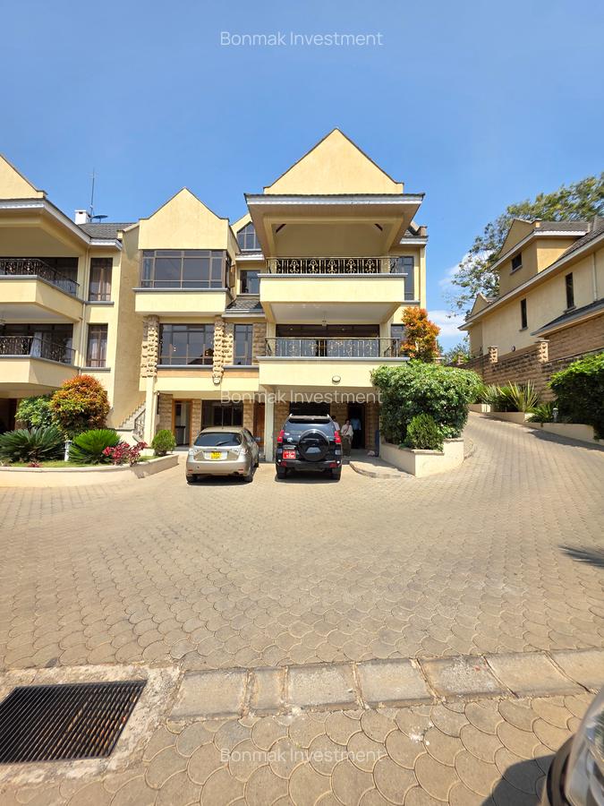 5 Bed Townhouse with En Suite at Convent Drive - 4