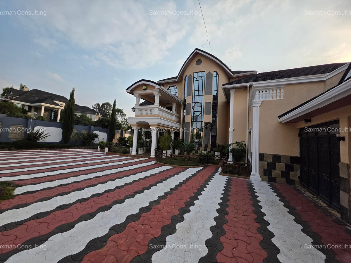 6 Bed House with En Suite in Runda - 3