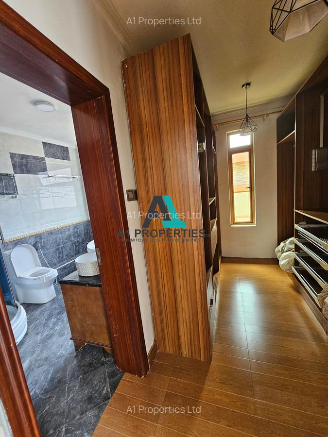 5 Bed Townhouse with En Suite in Lavington - 7
