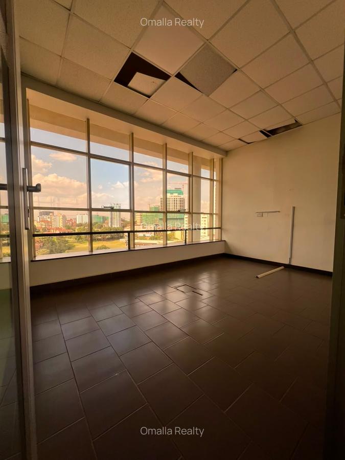4,000 ft² Commercial Property with Service Charge Included in Westlands Area - 10