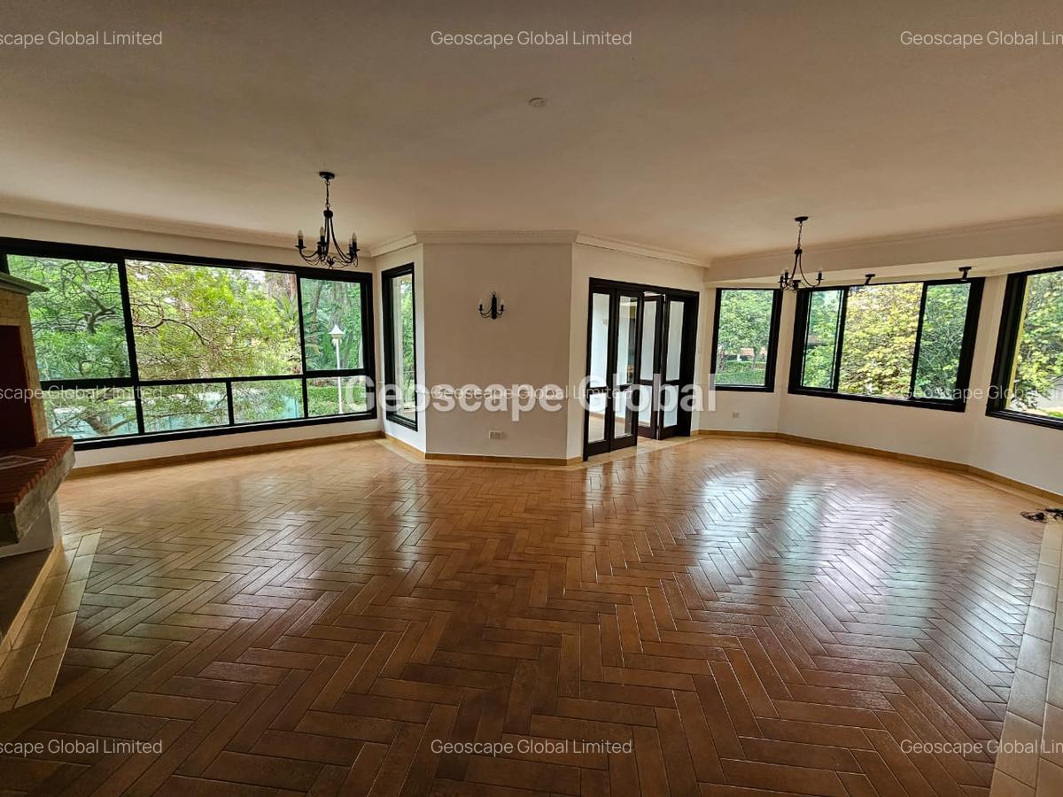 3 Bed Townhouse with En Suite in Spring Valley - 5