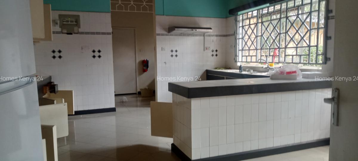 4 Bed House in Gigiri - 11