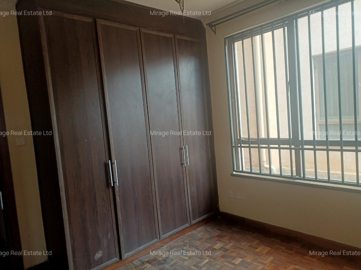 3 Bed Apartment with En Suite in Kilimani - 6