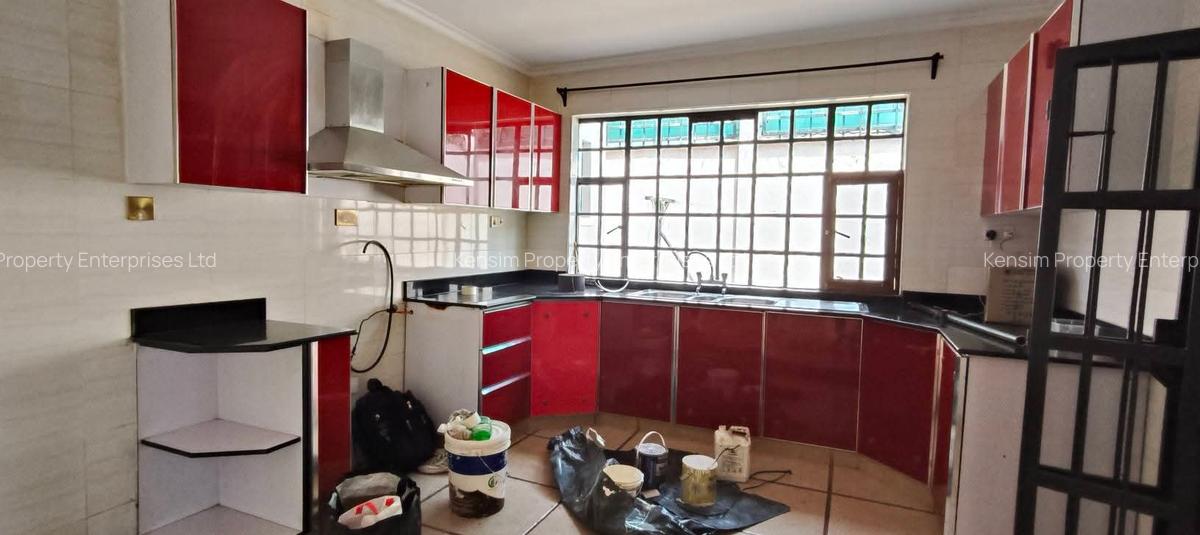 4 Bed Townhouse with En Suite in Kiambu Road - 8