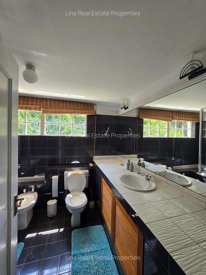 5 Bed House with En Suite in Gigiri - 17