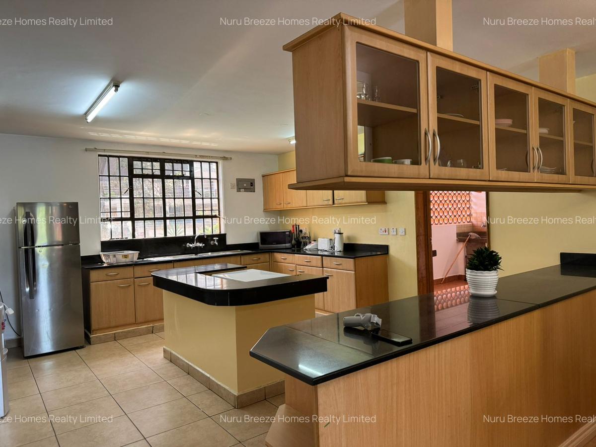 Furnished 3 Bed Apartment with En Suite in Brookside - 3