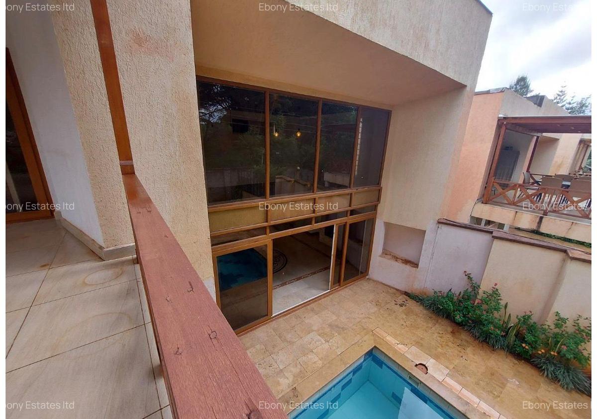 4 Bed Townhouse with En Suite in Lavington - 8
