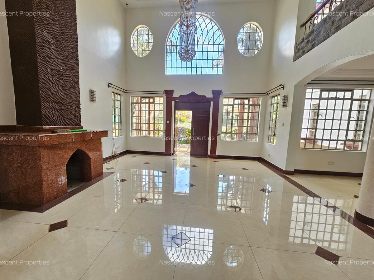 5 Bed House with En Suite in Nyari - 4