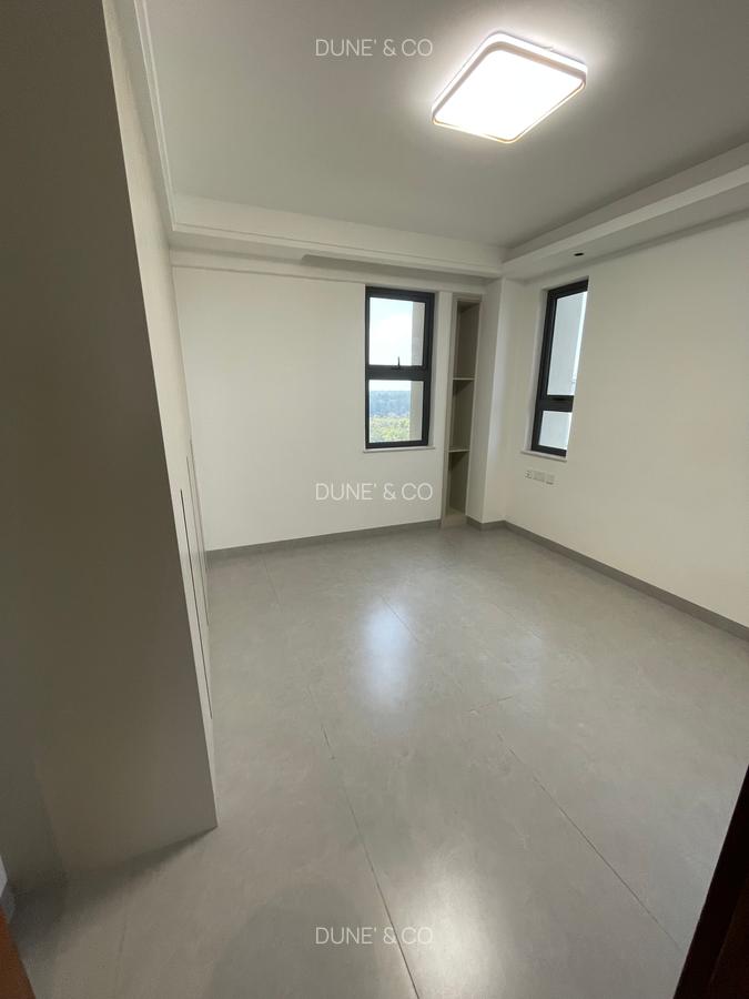 Serviced 3 Bed Apartment with En Suite in Westlands Area - 15