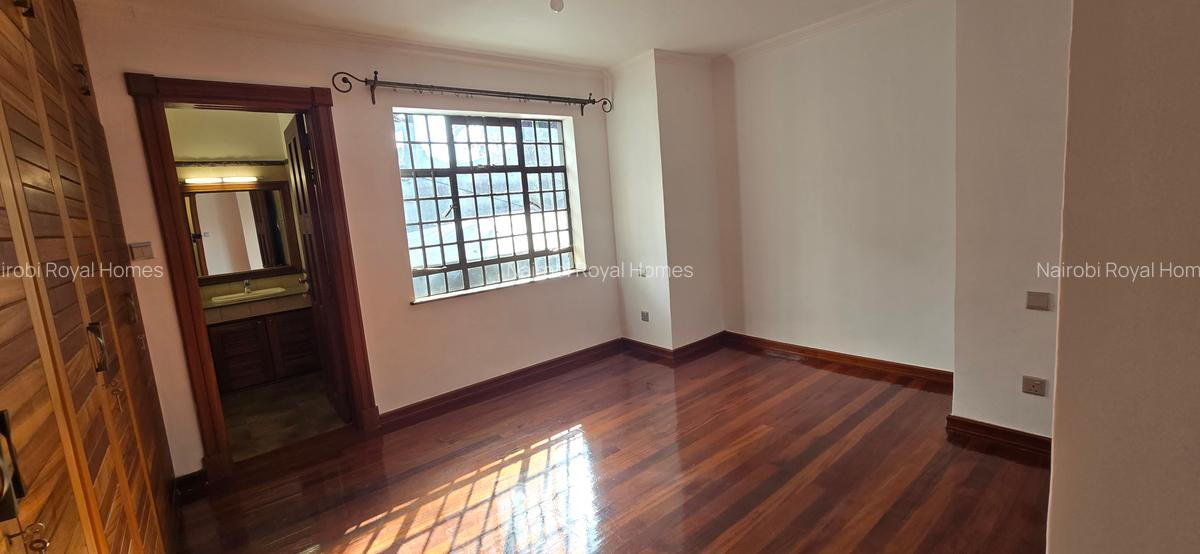 4 Bed House with En Suite at Spring Valley Road - 15