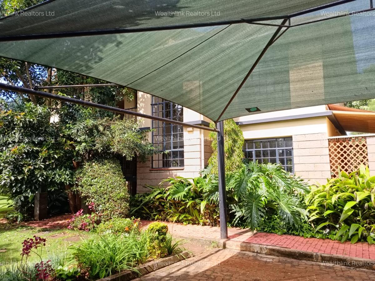 4 Bed Townhouse with En Suite at Runda - 4