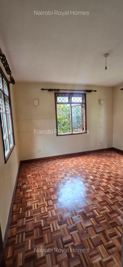 4 Bed Townhouse with En Suite at Lavington Green - 10