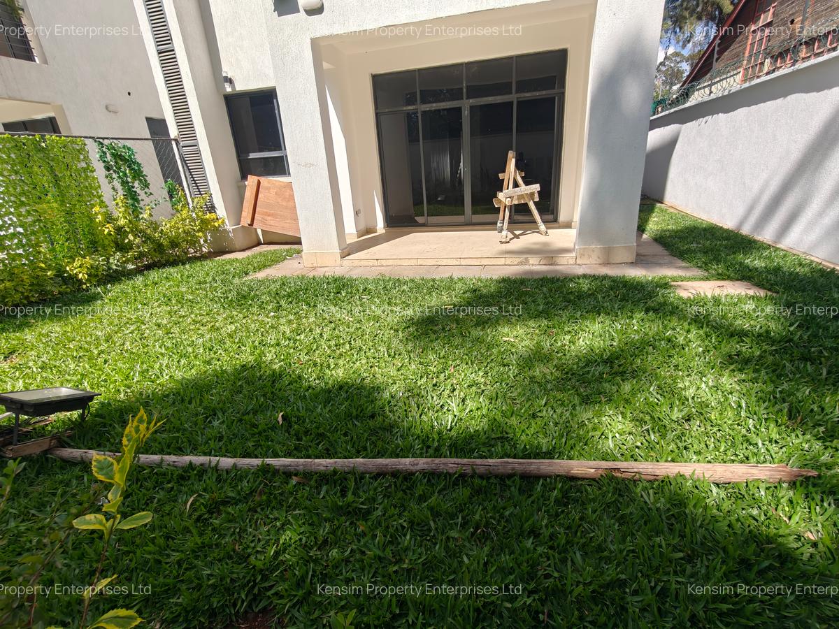 4 Bed Townhouse with En Suite in Lavington - 1