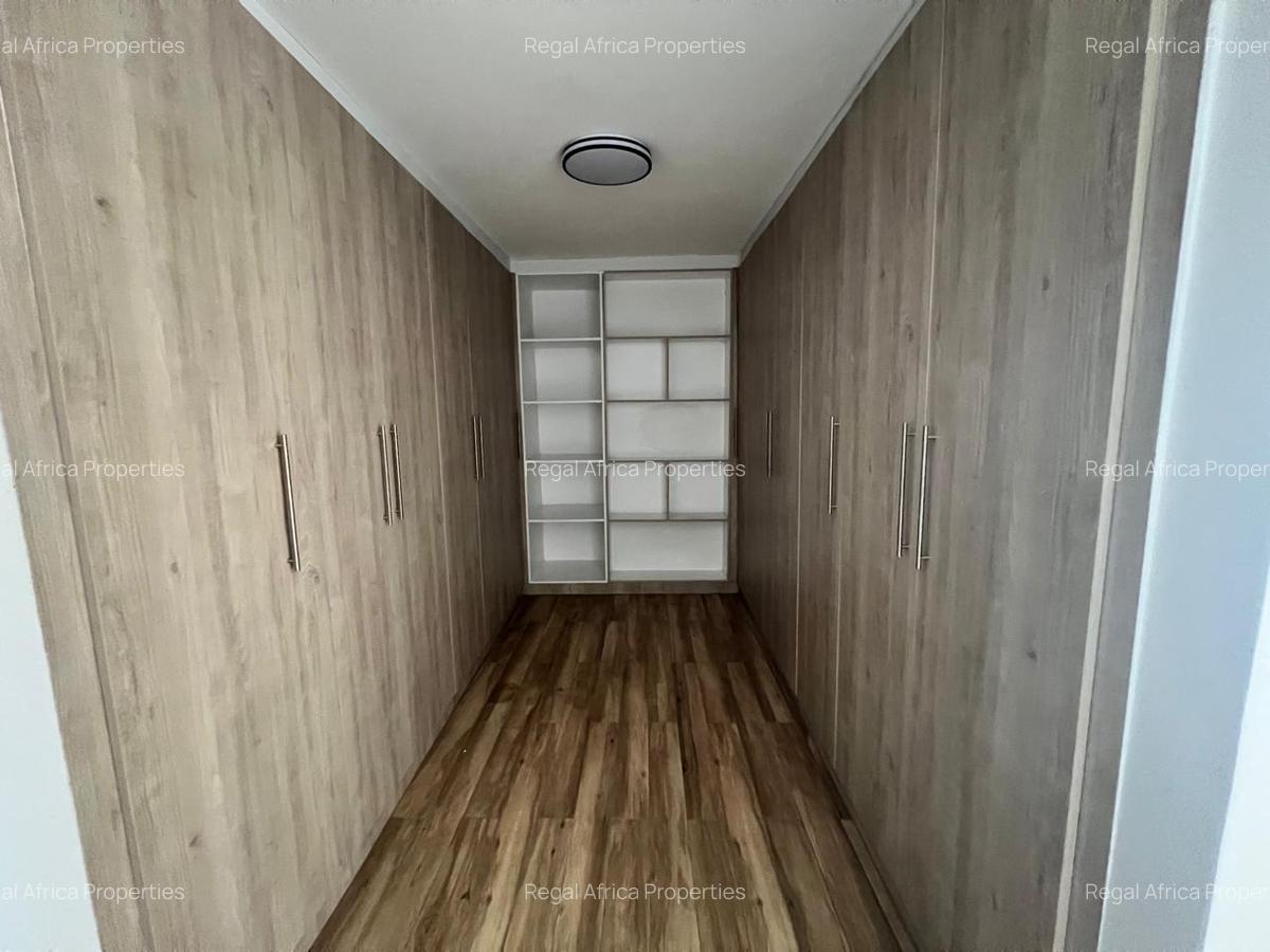 Serviced 4 Bed Apartment with En Suite at Nyeri Road - 10