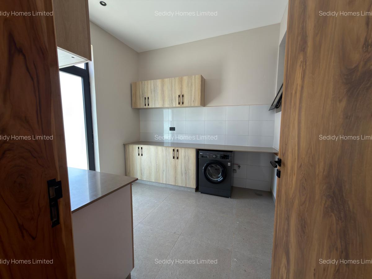 4 Bed Villa with En Suite in Loresho - 7