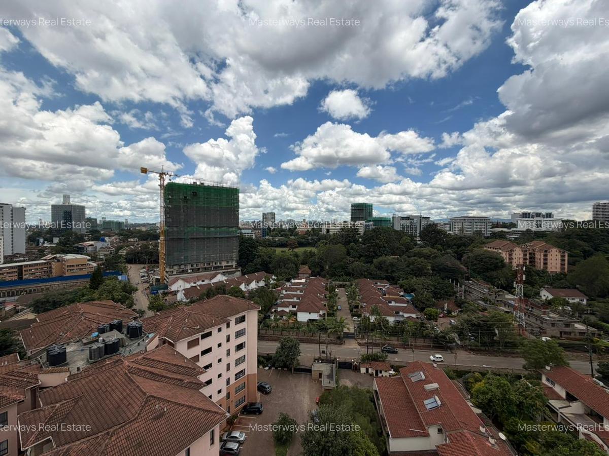 3 Bed Apartment with En Suite in Westlands Area - 11