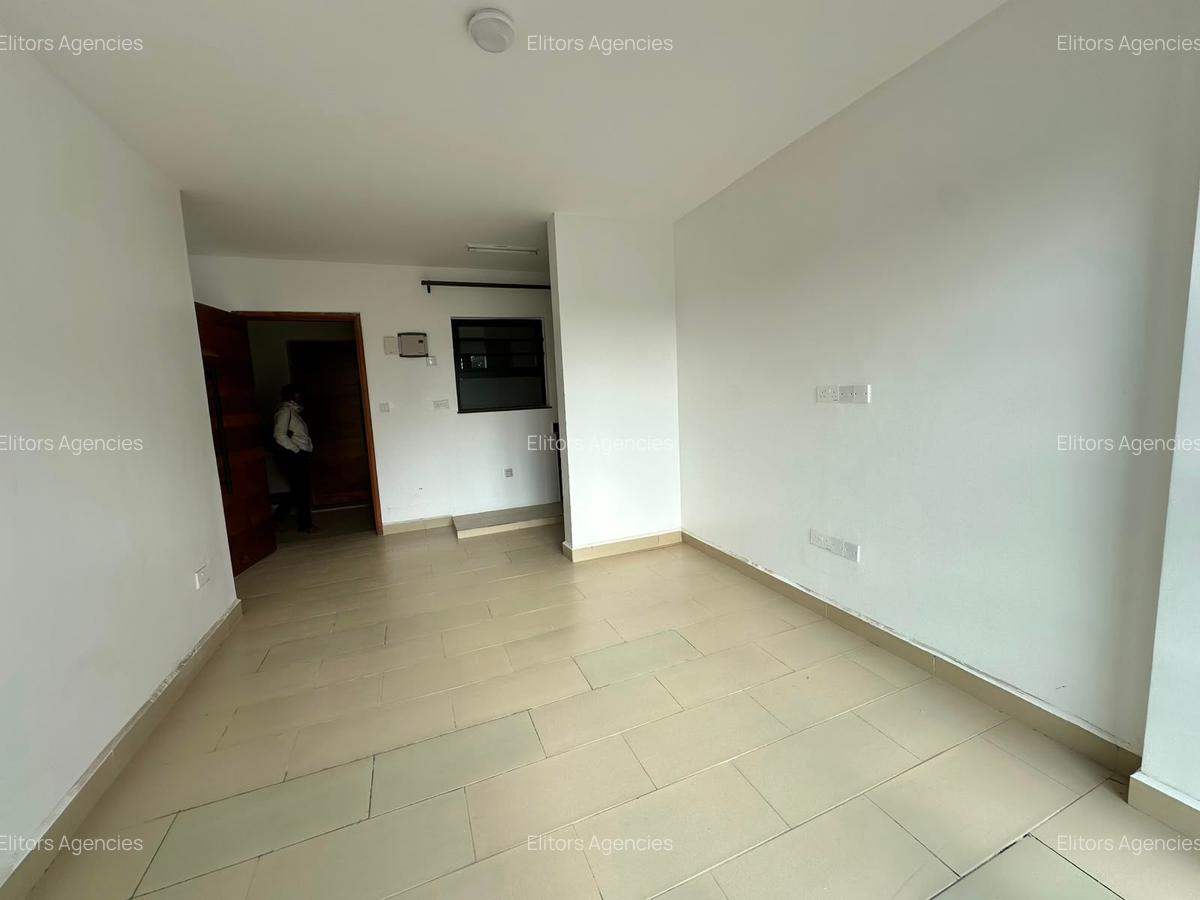 1 Bed Apartment with En Suite at Kirawa Road - 7