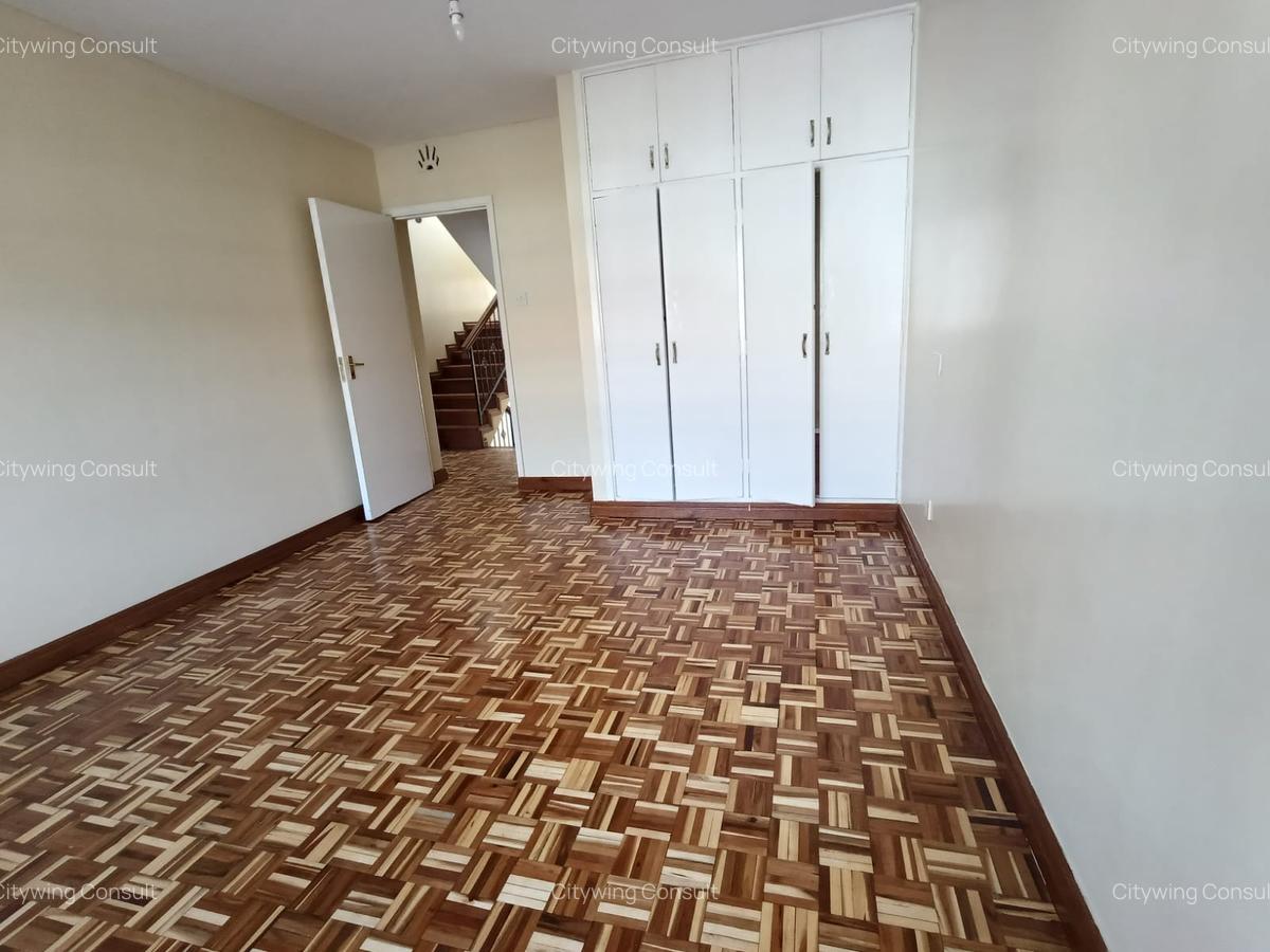 5 Bed Townhouse with En Suite at School Lane - 19