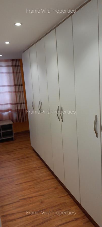 Furnished 1 Bed Apartment with En Suite at St Michael - 7
