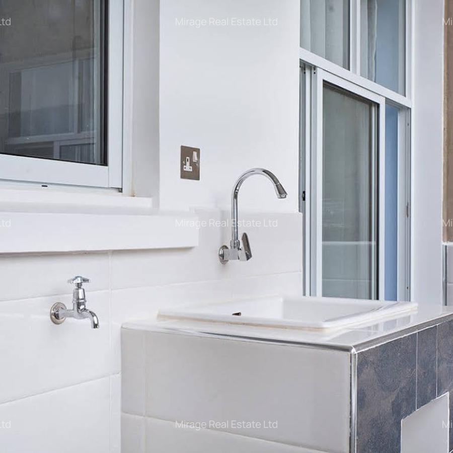 3 Bed Apartment with Gym in Thome - 2