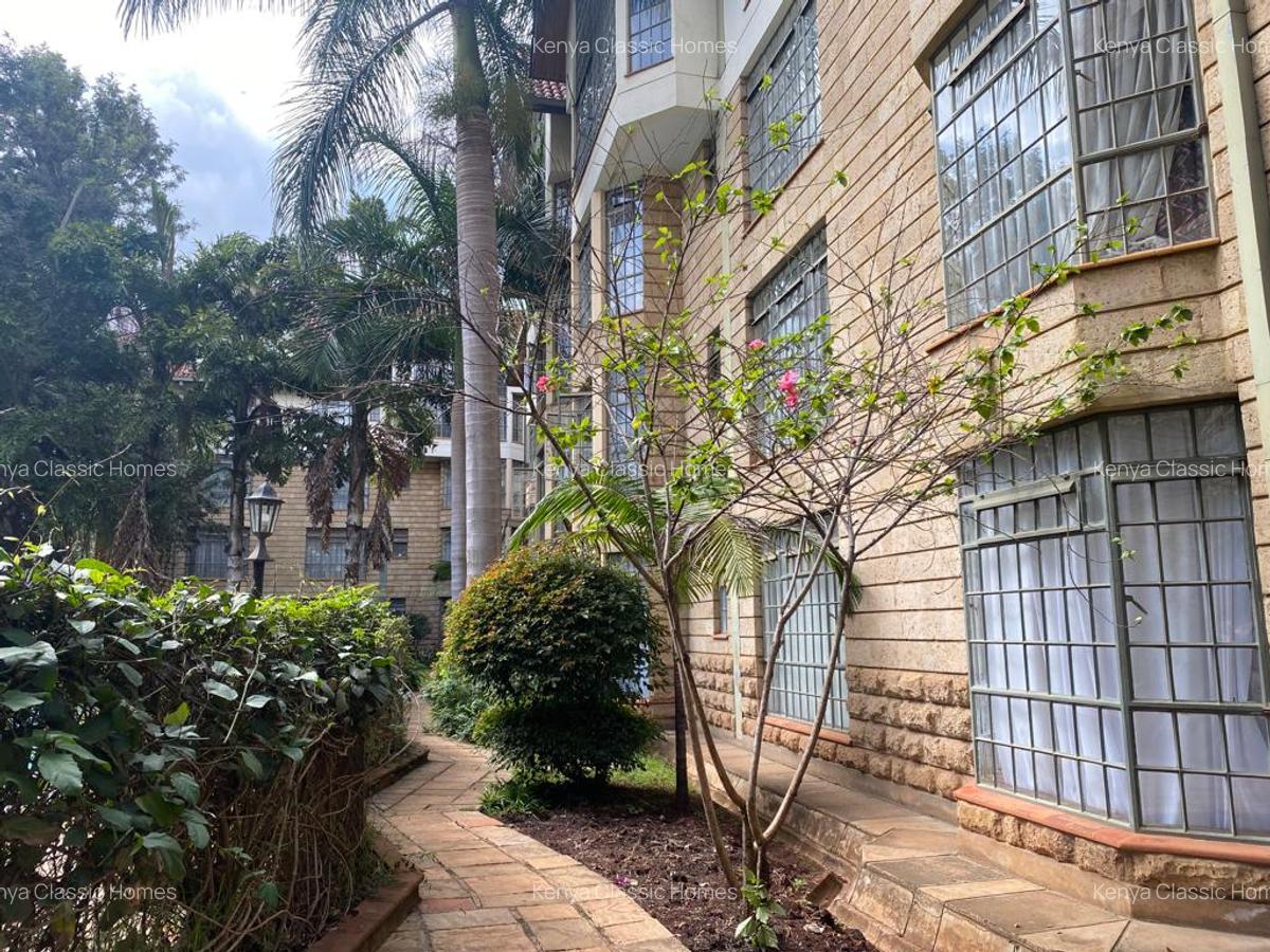 4 Bed Apartment with En Suite at Kilimani - 1