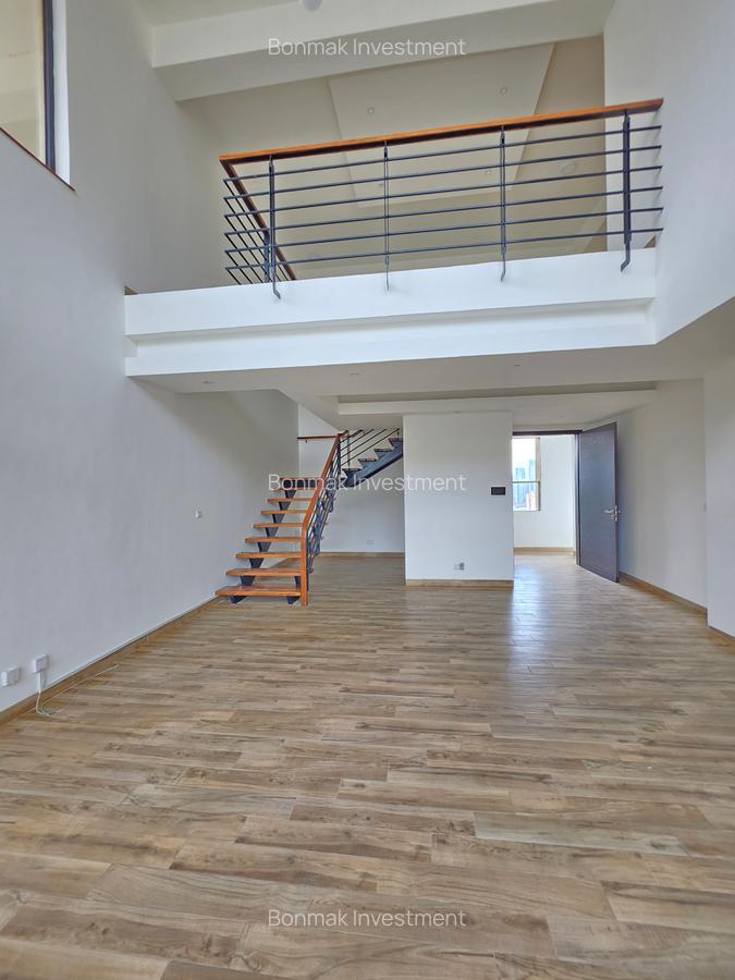 4 Bed Apartment with En Suite at Riverside Drive - 4