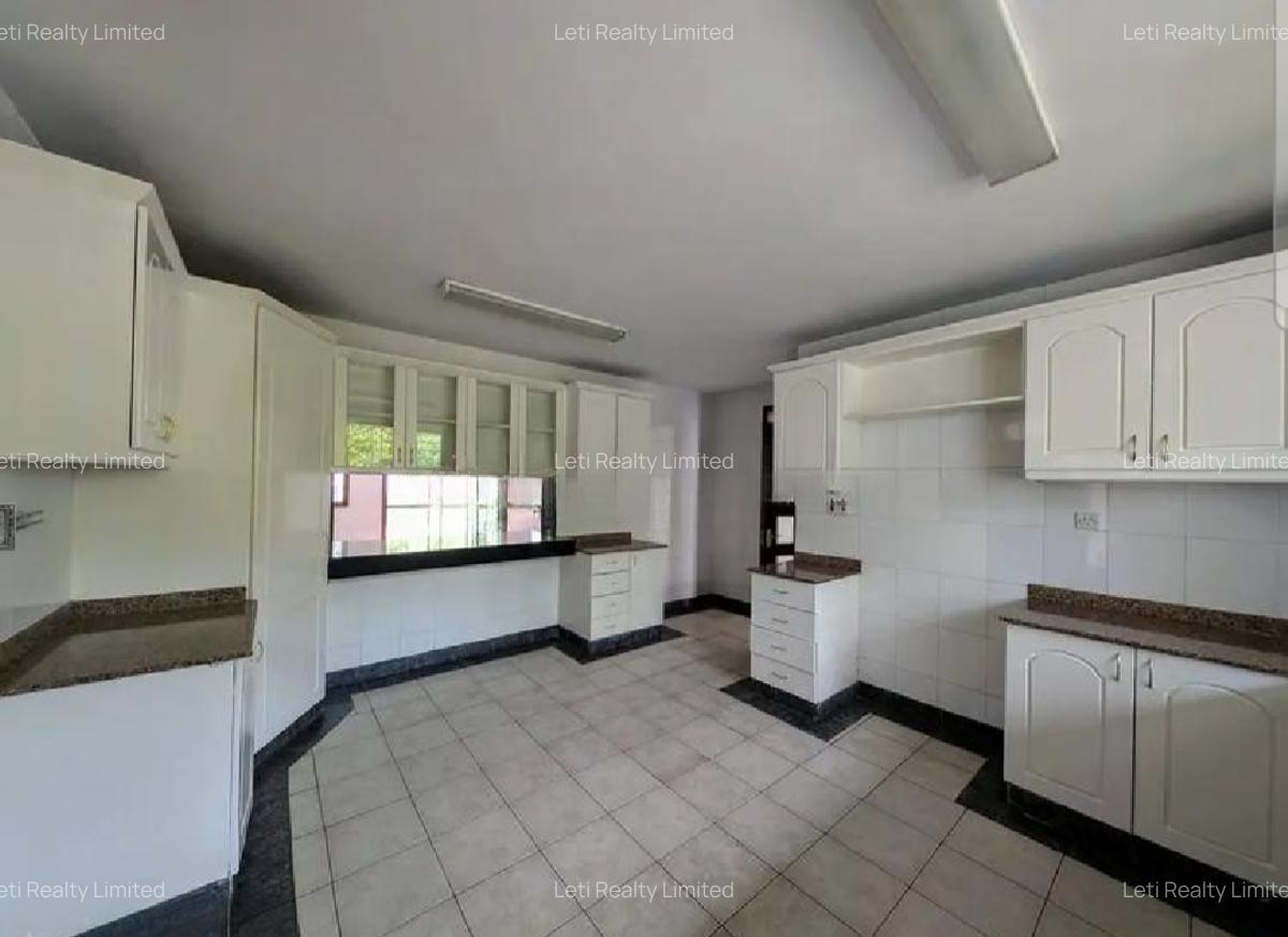 4 Bed Townhouse with En Suite in Kileleshwa - 4