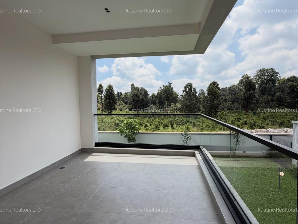5 Bed Villa with En Suite in Runda - 13