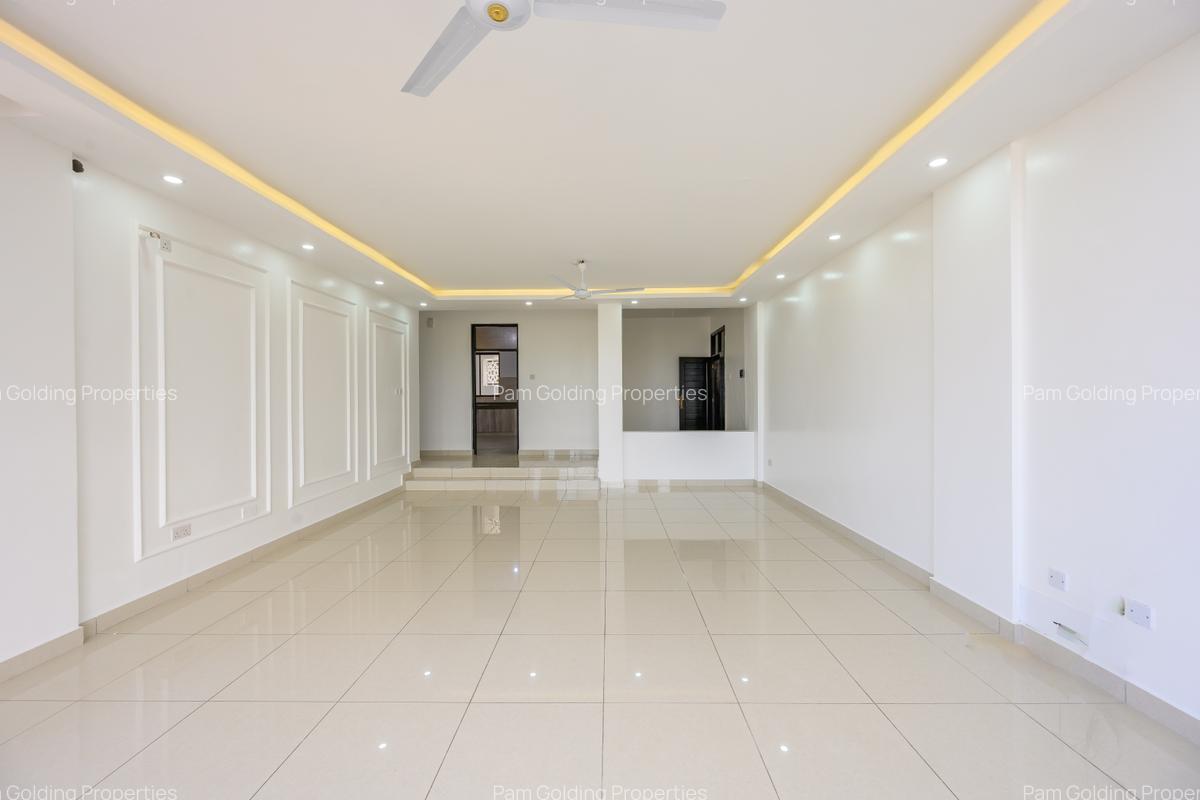 Serviced 3 Bed Apartment with En Suite at Mt Kenya Road - 15