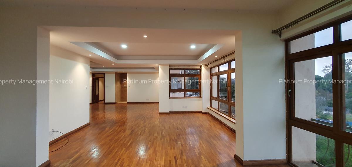 3 Bed Apartment with En Suite in General Mathenge - 1