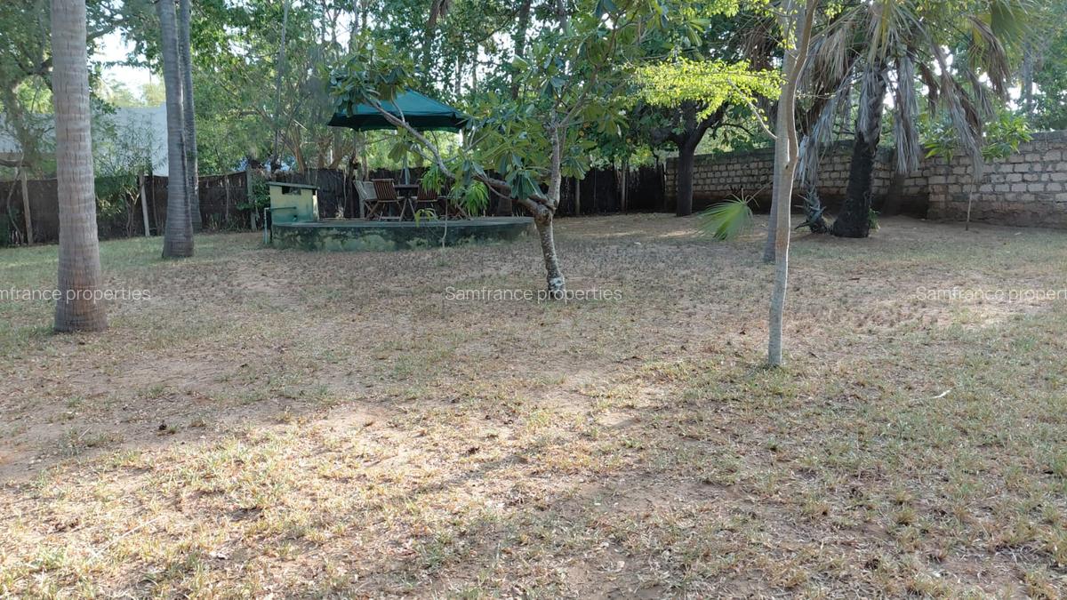 5 Bed Villa with En Suite at Goroda Watamu - 10